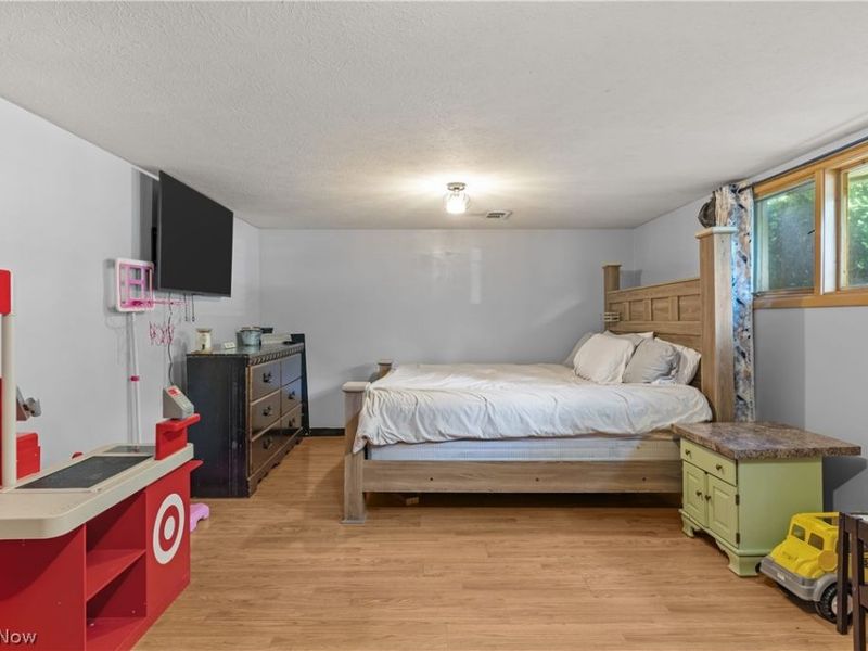 13548 Holland Road, Brook Park, OH 44142 Photo 15