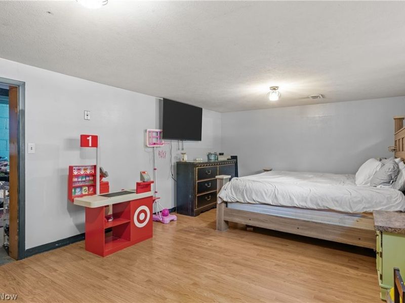13548 Holland Road, Brook Park, OH 44142 Photo 16