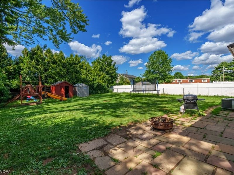 13548 Holland Road, Brook Park, OH 44142 Photo 25