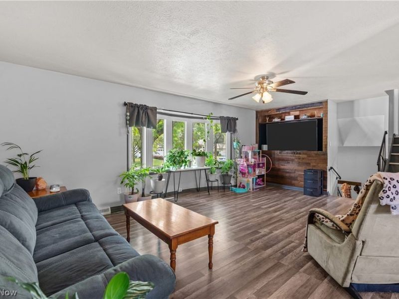 13548 Holland Road, Brook Park, OH 44142 Photo 7