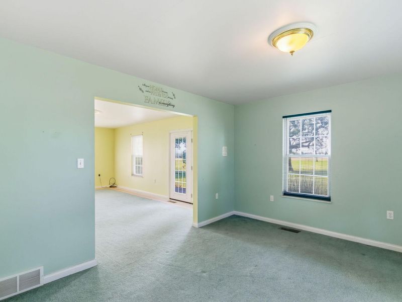120 Watson Road, London, OH 43140 Photo 11