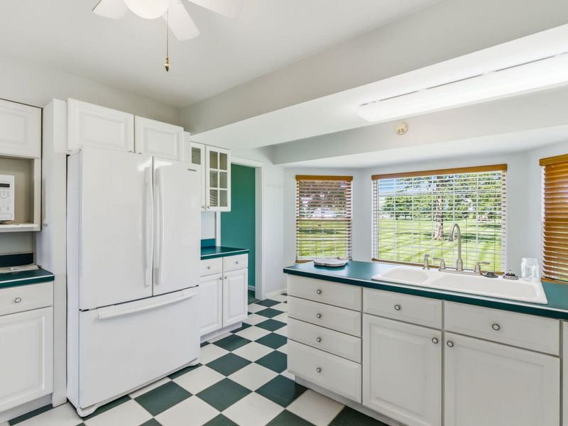 120 Watson Road, London, OH 43140 Photo 14