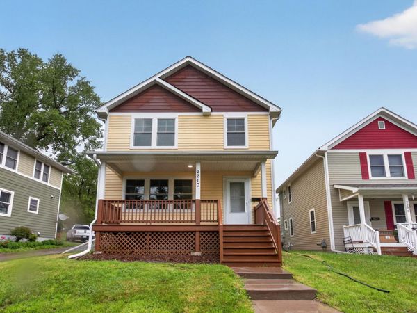 2210 Irving Avenue N, Minneapolis, MN 55411