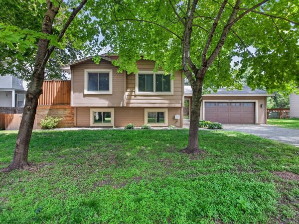 10770 Linwood Forest Drive, Champlin, MN 55316