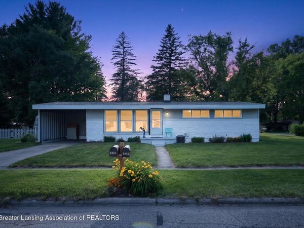 5851 Beuna Parkway, Haslett, MI 48840