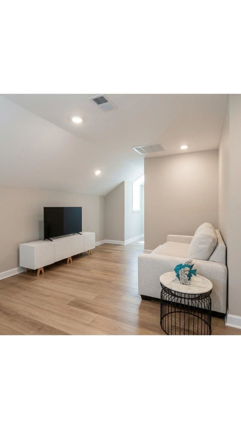 1228 Needle Grass Loop Photo 14