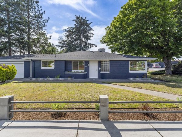 3721 N Ash St, Spokane, WA 99205
