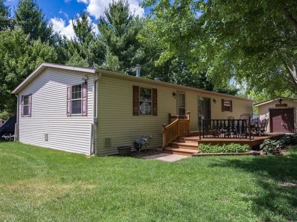 5 Deer Run, Mauston, WI 53848
