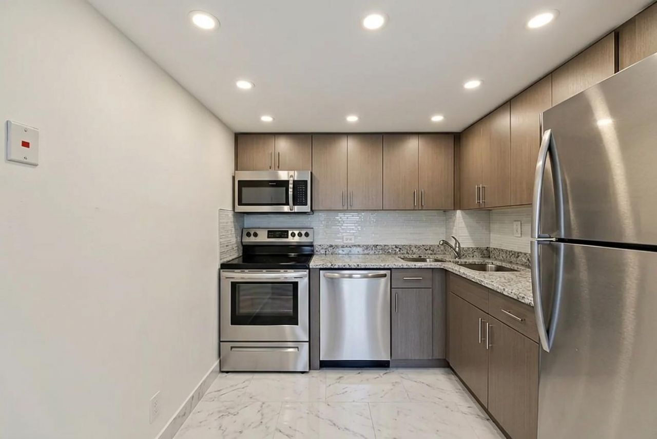 1625 SE 10th Avenue, Unit 405, Fort Lauderdale, FL 33316 Photo