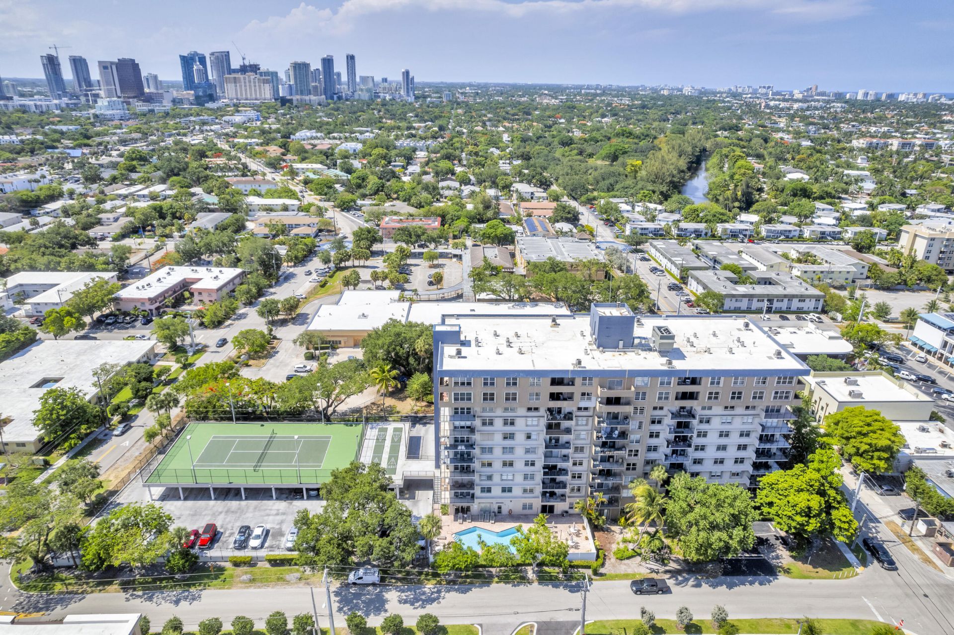 1625 SE 10th Avenue, Unit 405, Fort Lauderdale, FL 33316 Photo