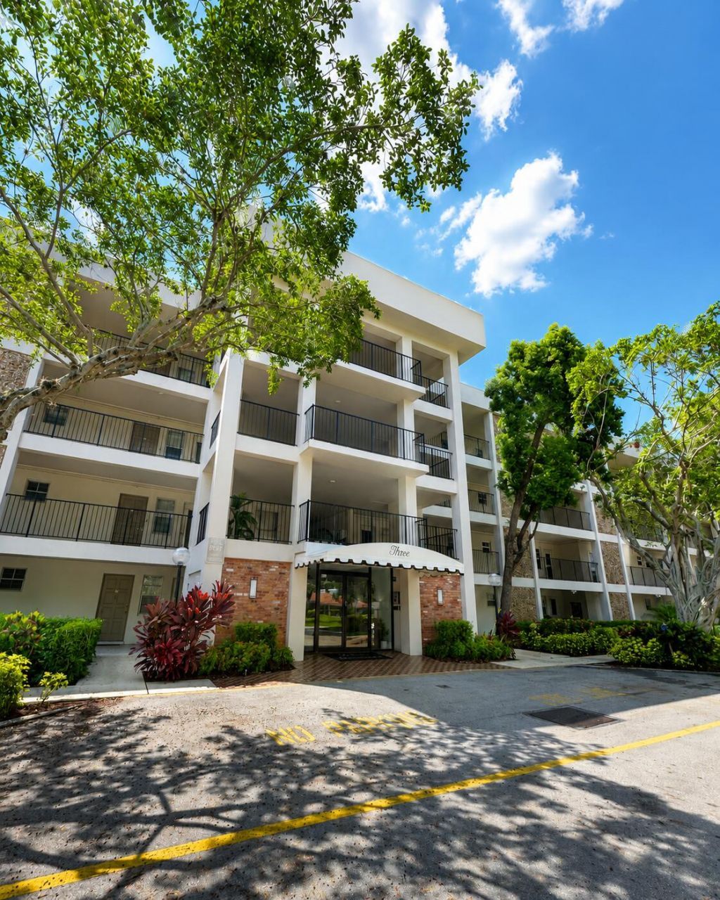 2900 N Palm Aire Drive, Unit 307, Pompano Beach, FL 33069 Photo
