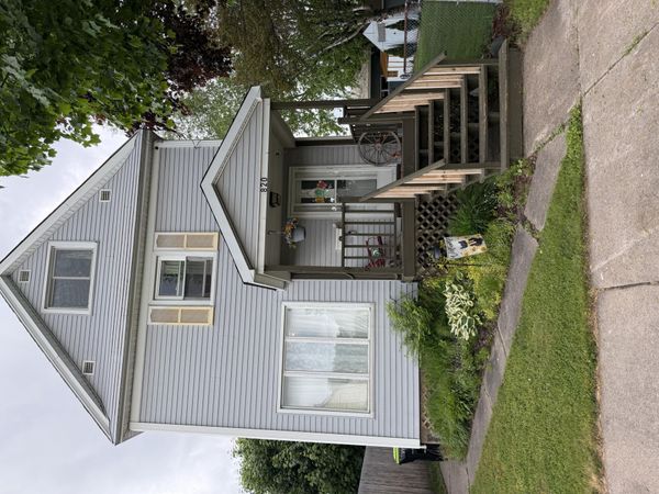 820 Lizzie ST, Sault Ste Marie, MI 49783