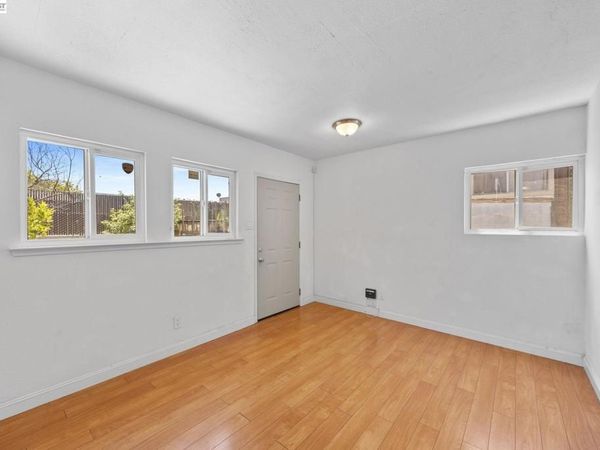 1828 Rosedale Ave, Oakland, CA 94601
