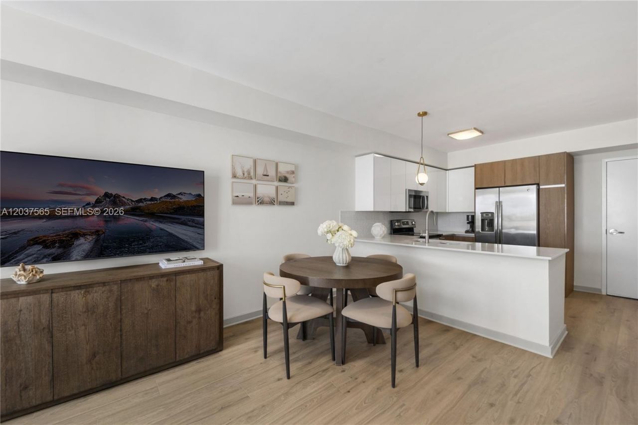 1501 SW 37th Ave , Unit 1307, Miami, FL 33145 Photo