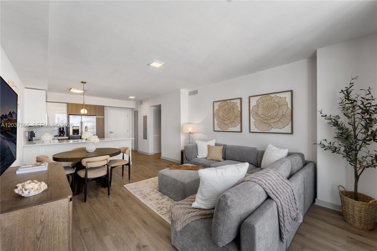1501 SW 37th Ave , Unit 1307, Miami, FL 33145 Photo