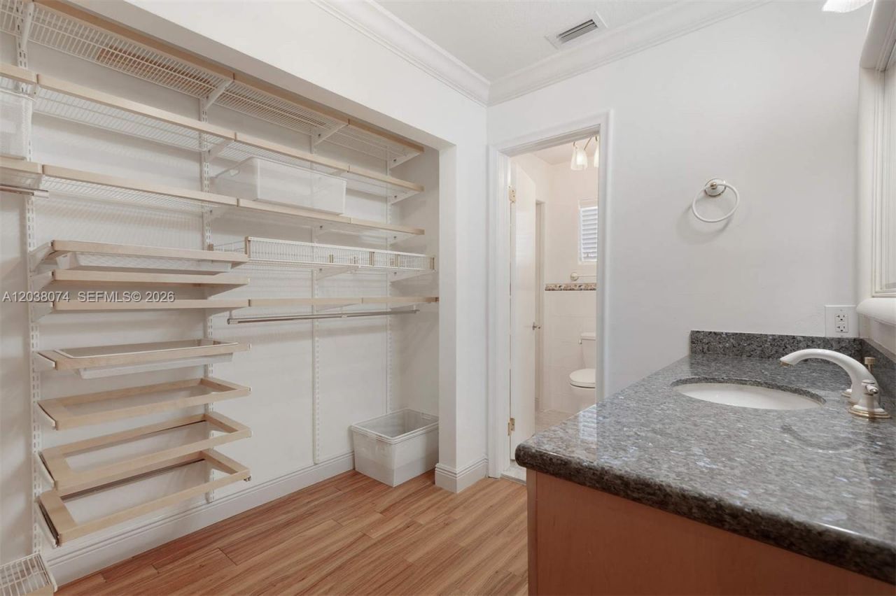 7715 SW 122nd St, Unit n/a, Pinecrest, FL 33156 Photo