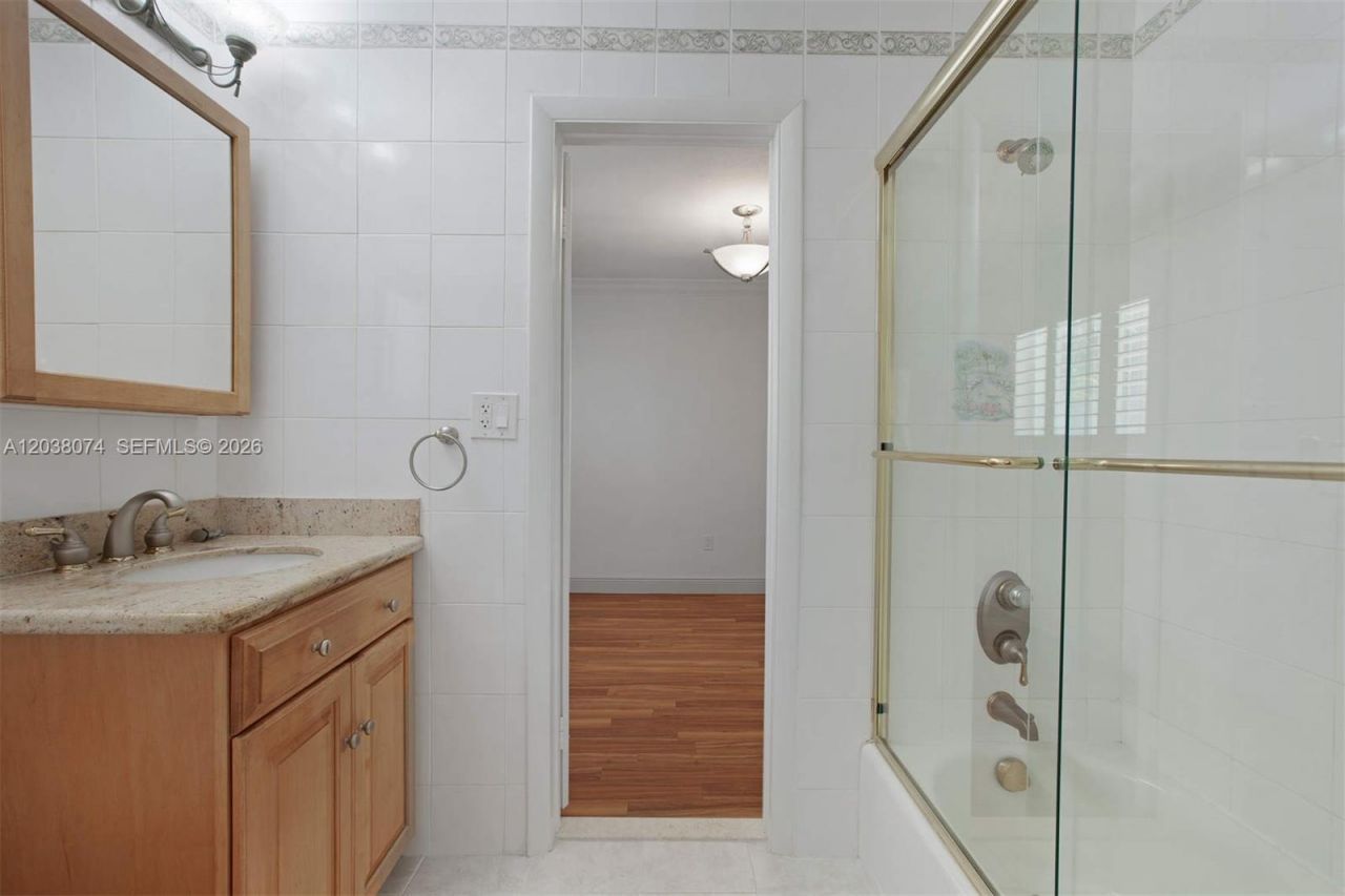 7715 SW 122nd St, Unit n/a, Pinecrest, FL 33156 Photo