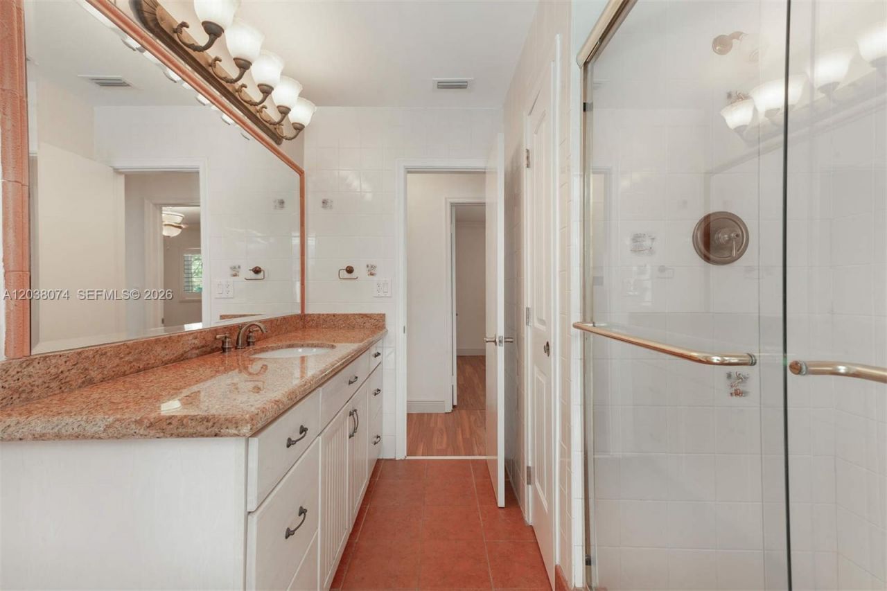 7715 SW 122nd St, Unit n/a, Pinecrest, FL 33156 Photo