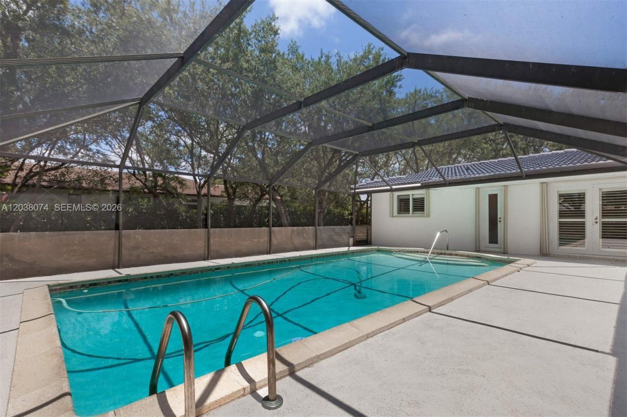 7715 SW 122nd St, Unit n/a, Pinecrest, FL 33156 Photo