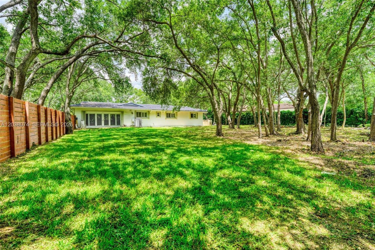 7715 SW 122nd St, Unit n/a, Pinecrest, FL 33156 Photo