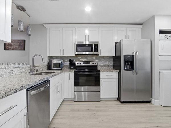 2882 Coral Springs Dr, Unit 2882, Coral Springs, FL 33065