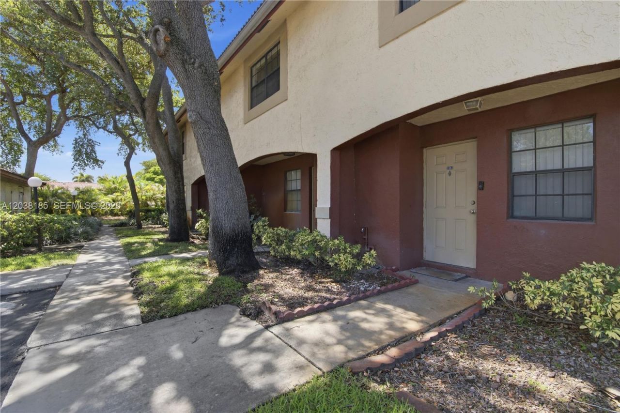 2882 Coral Springs Dr, Unit 2882, Coral Springs, FL 33065 Photo