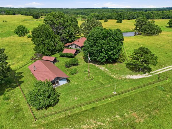 10776 State Route Pp , West Plains, MO 65775