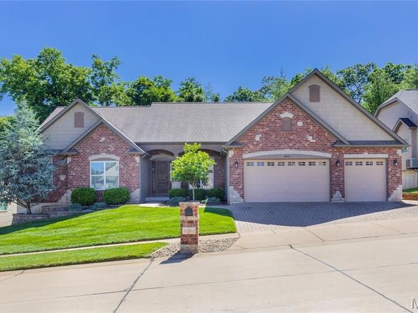 1090 Bridleridge Crossing Spur , Unincorporated, MO 63049