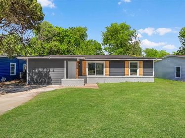 4505 Quails Lane, Fort Worth, TX 76119