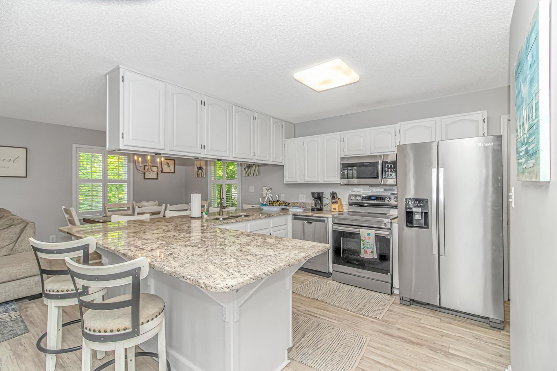 6001 6016 S Kings Hwy.  Photo 8