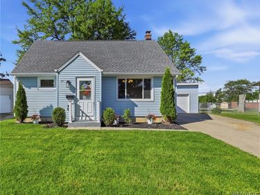 89 Harris Court, Cheektowaga, NY 14225
