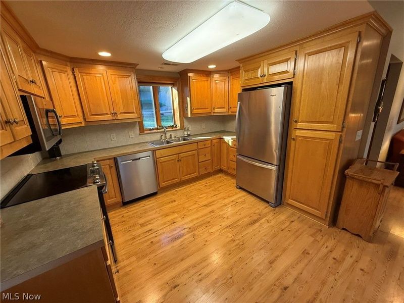 9201 N Shore Drive NE, Mineral City, OH 44656 Photo 13
