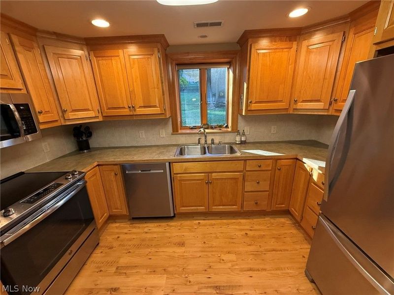 9201 N Shore Drive NE, Mineral City, OH 44656 Photo 14