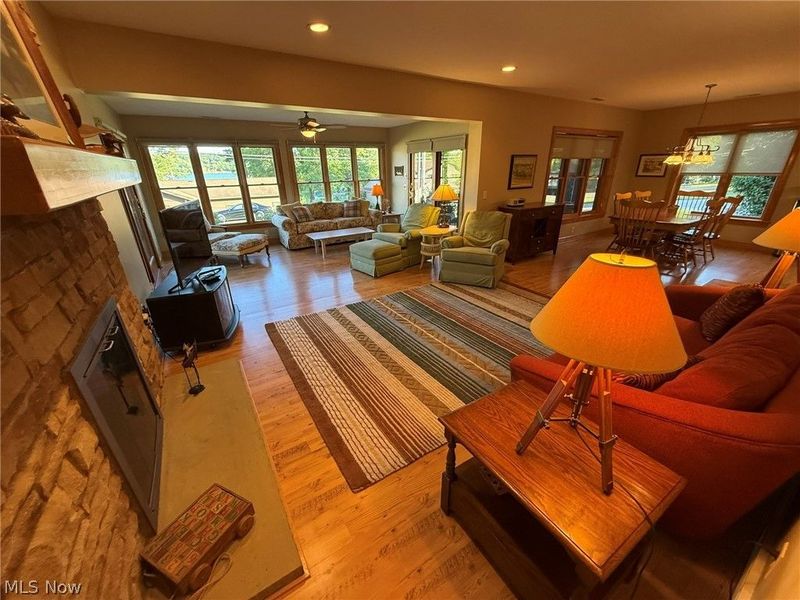 9201 N Shore Drive NE, Mineral City, OH 44656 Photo 4