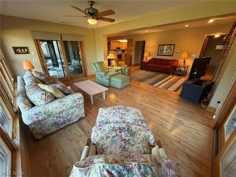 9201 N Shore Drive NE, Mineral City, OH 44656 Photo 7
