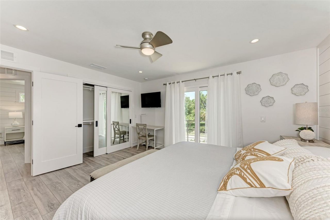 256 Gladiolus Street, Anna Maria, FL 34216 Photo