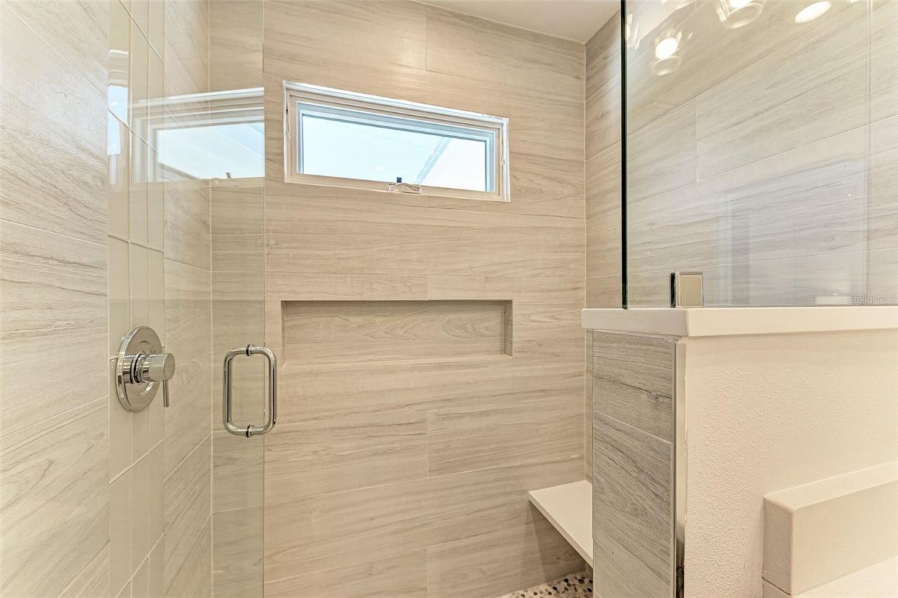256 Gladiolus Street, Anna Maria, FL 34216 Photo