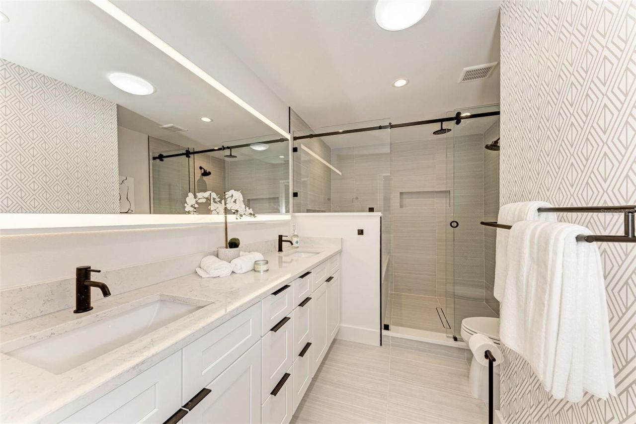 256 Gladiolus Street, Anna Maria, FL 34216 Photo