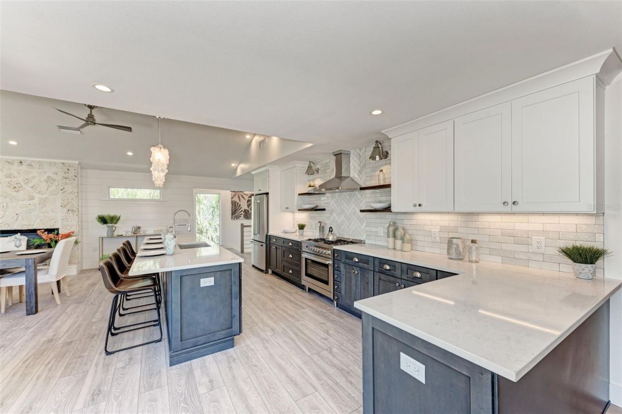 256 Gladiolus Street, Anna Maria, FL 34216 Photo