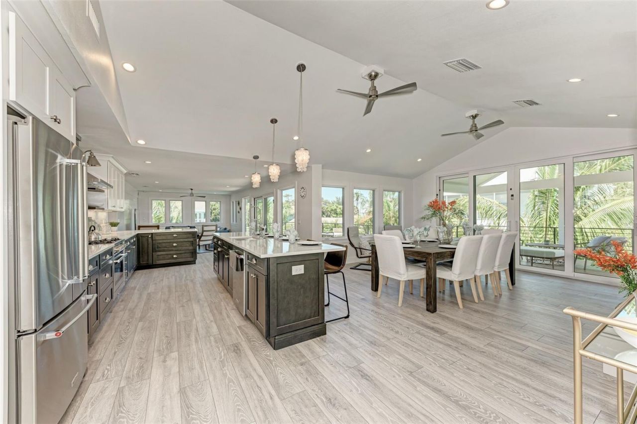 256 Gladiolus Street, Anna Maria, FL 34216 Photo