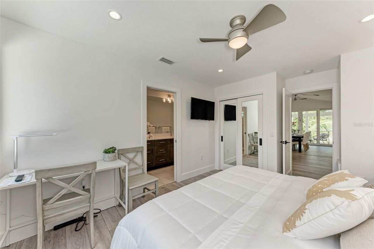 256 Gladiolus Street, Anna Maria, FL 34216 Photo