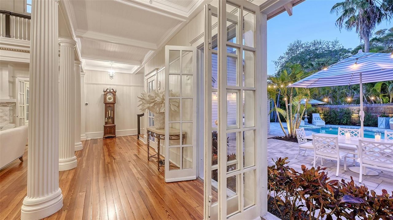 7715 Westmoreland Drive, Sarasota, FL 34243 Photo