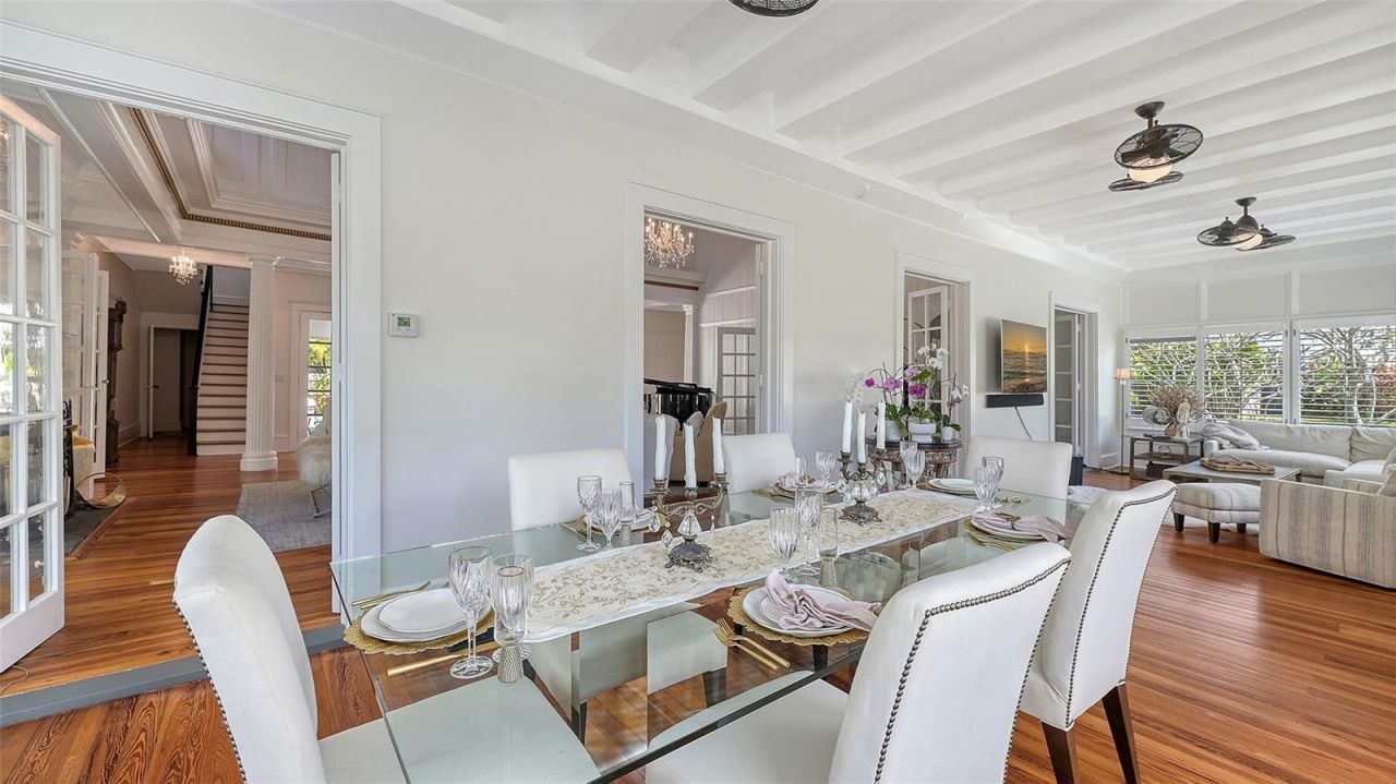 7715 Westmoreland Drive, Sarasota, FL 34243 Photo