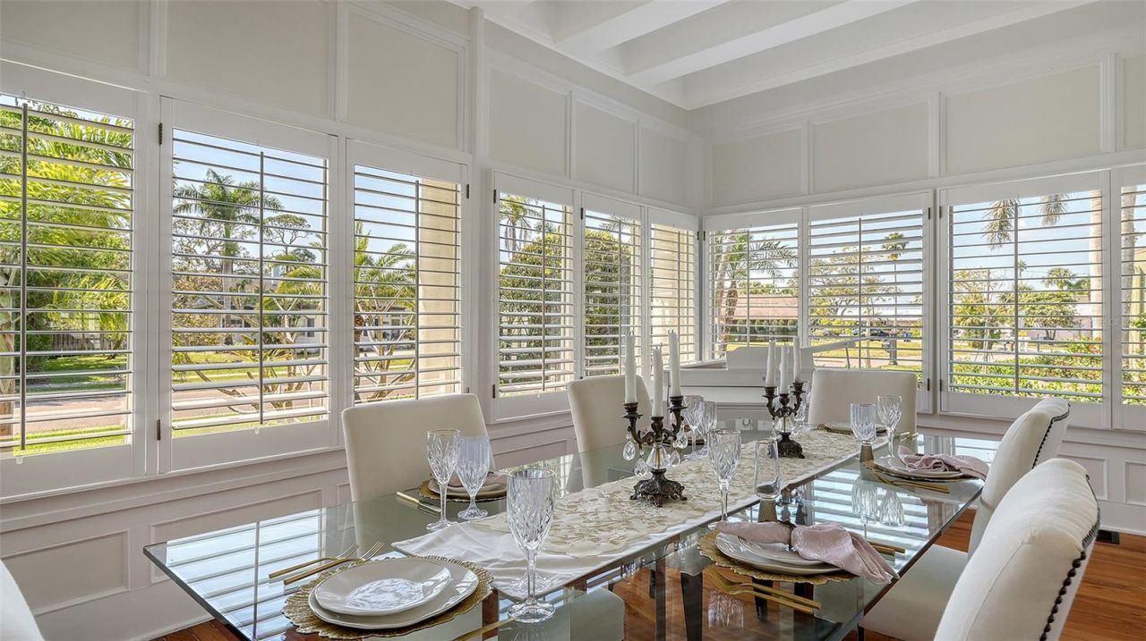 7715 Westmoreland Drive, Sarasota, FL 34243 Photo