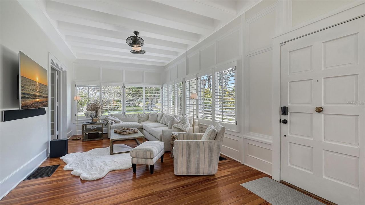7715 Westmoreland Drive, Sarasota, FL 34243 Photo