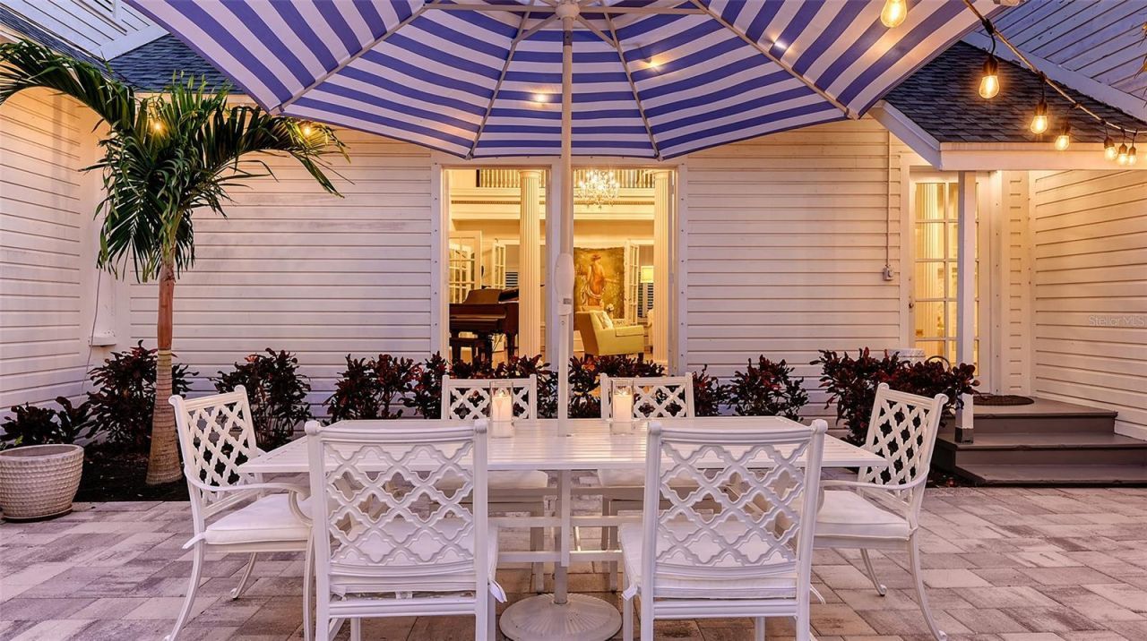7715 Westmoreland Drive, Sarasota, FL 34243 Photo