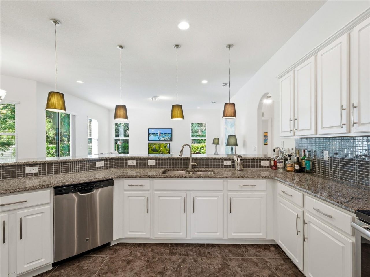 695 Grape Ivy Lane, New Smyrna Beach, FL 32168 Photo