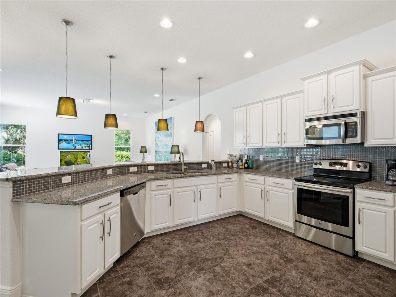 695 Grape Ivy Lane, New Smyrna Beach, FL 32168 Photo