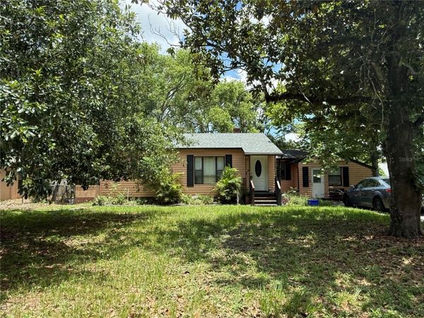 2429 S ELM AVENUE , SANFORD, FL 32771