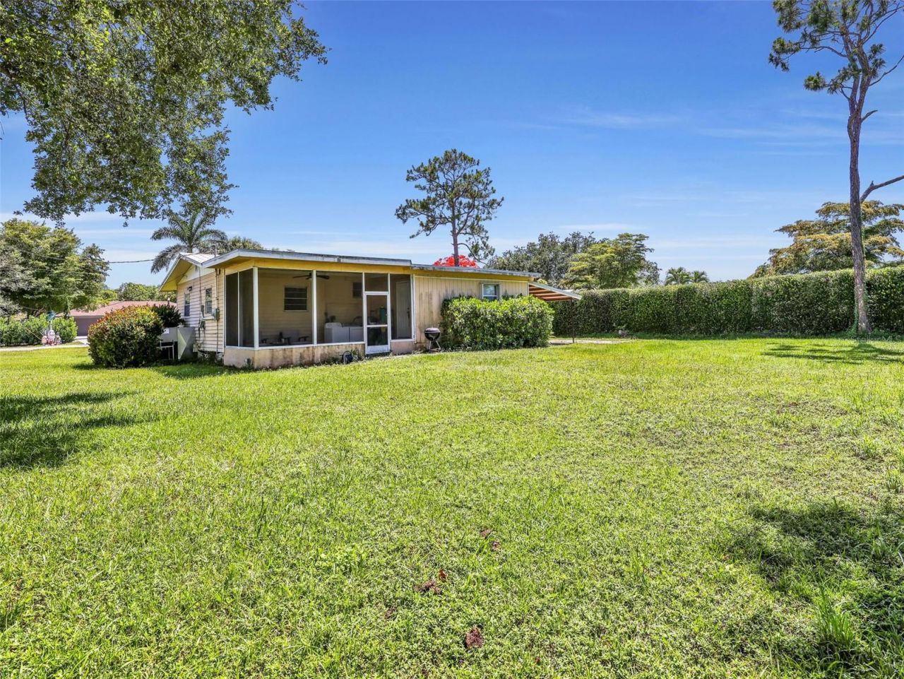 5211 Maple Lane , Naples, FL 34113 Photo
